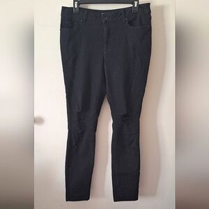 Cato Distressed Skinny Jegging Jeans